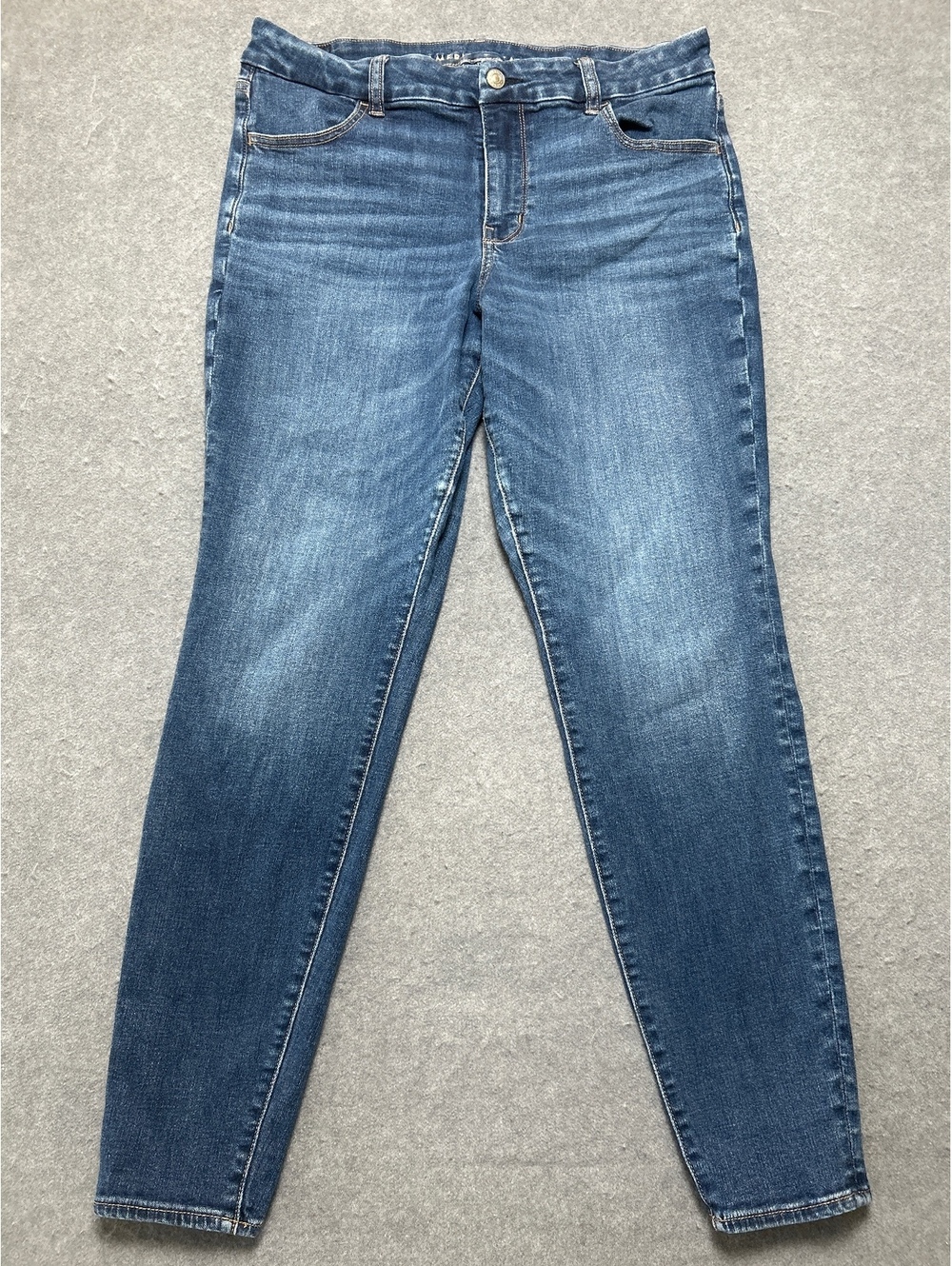 American Eagle Curvy Jegging Next Level Stretch Jeans - Size 14 Long